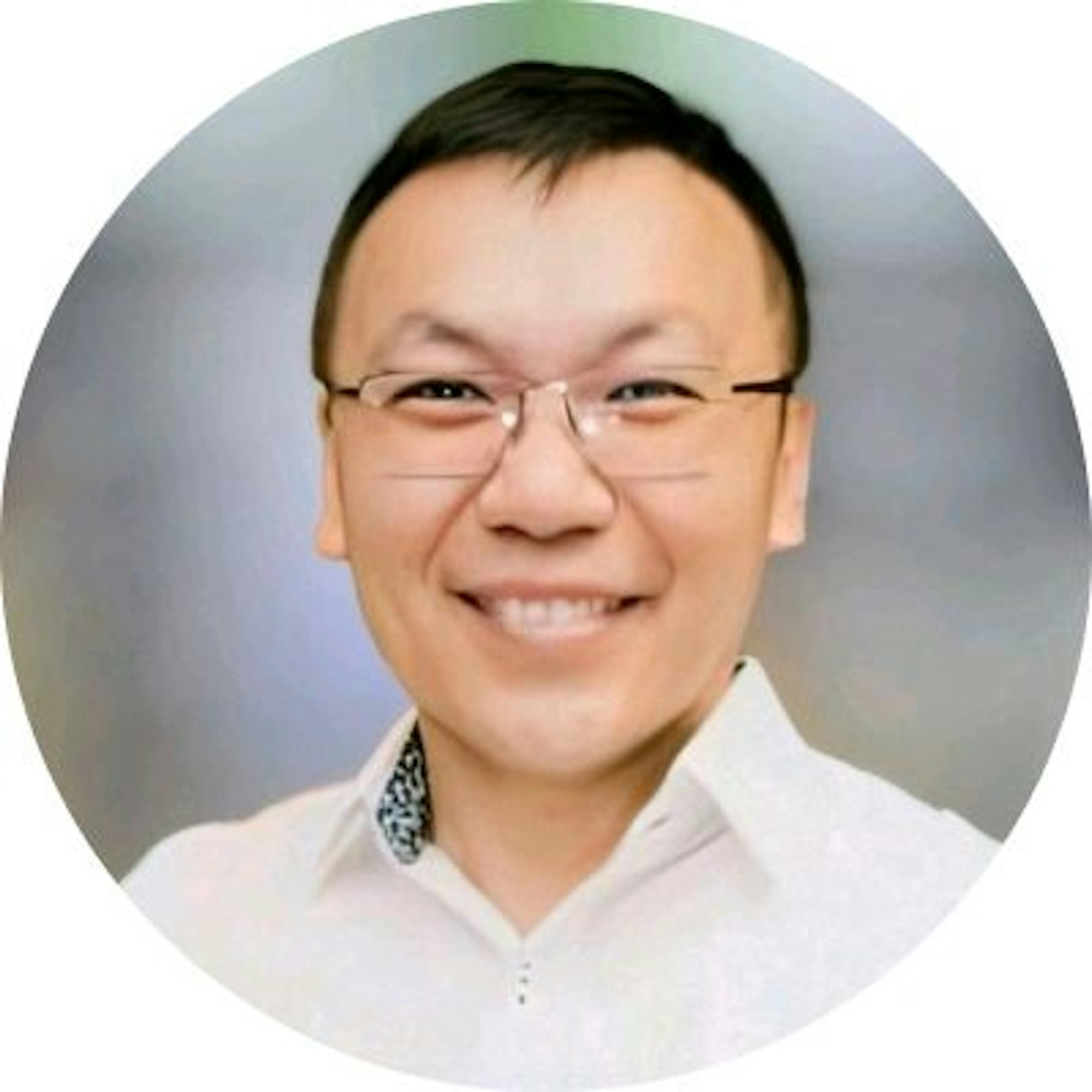 Lawrence Chua headshot